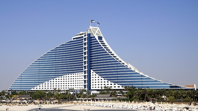 jumeirah-beach-hotel-dubai